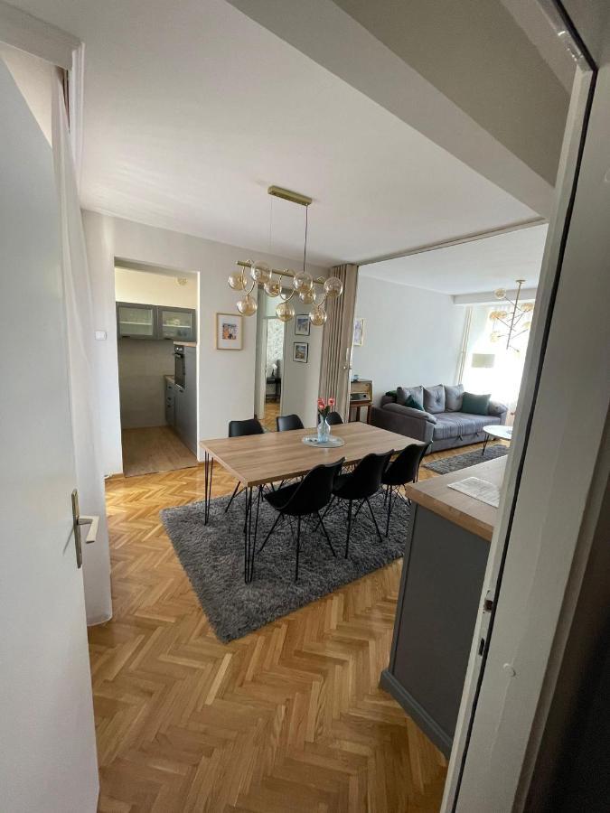 Apartman Filip Lux City Center โนวีปาซาร์ ภายนอก รูปภาพ