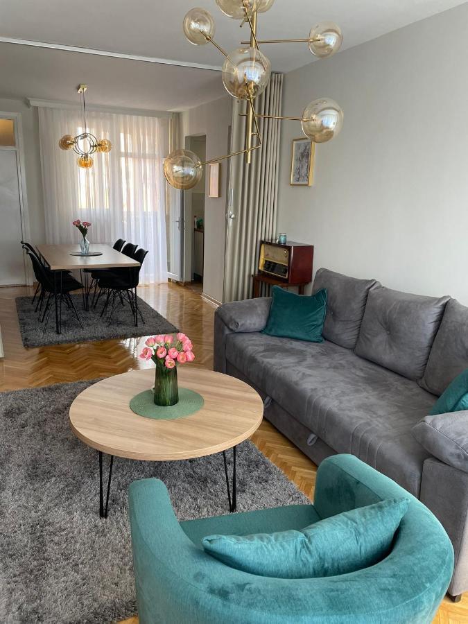 Apartman Filip Lux City Center โนวีปาซาร์ ภายนอก รูปภาพ