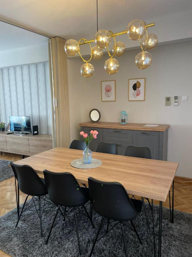 Apartman Filip Lux City Center โนวีปาซาร์ ภายนอก รูปภาพ