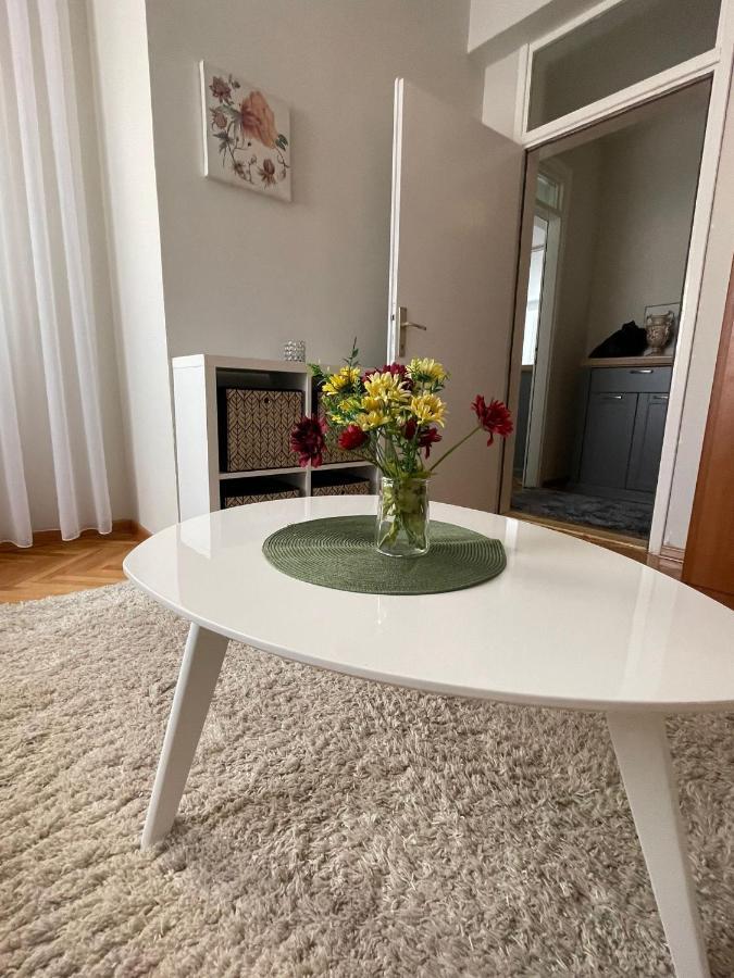 Apartman Filip Lux City Center โนวีปาซาร์ ภายนอก รูปภาพ